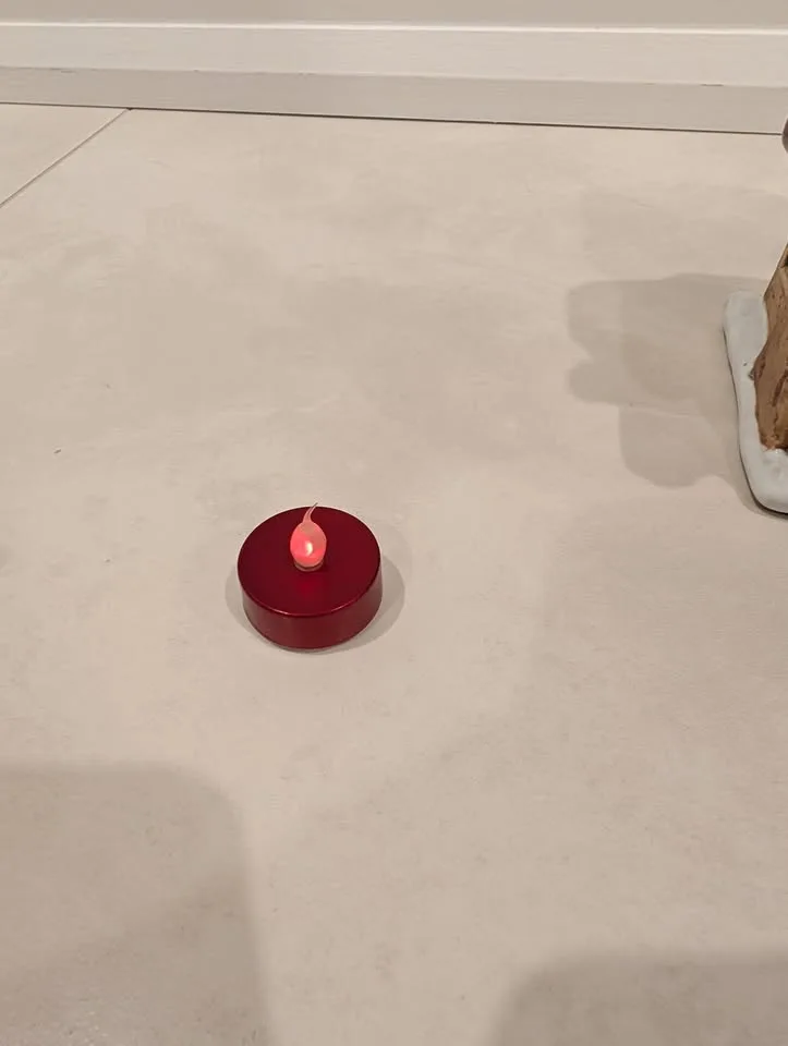 Rustic Christmas Winter Holiday House - Tealight Decor image indicator(7)