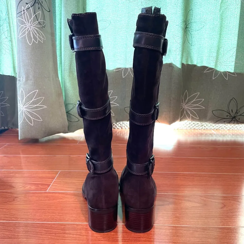 Like NEW * Size 7-7.5, Ecco Leather Boots w/ Buckles image indicator(4)