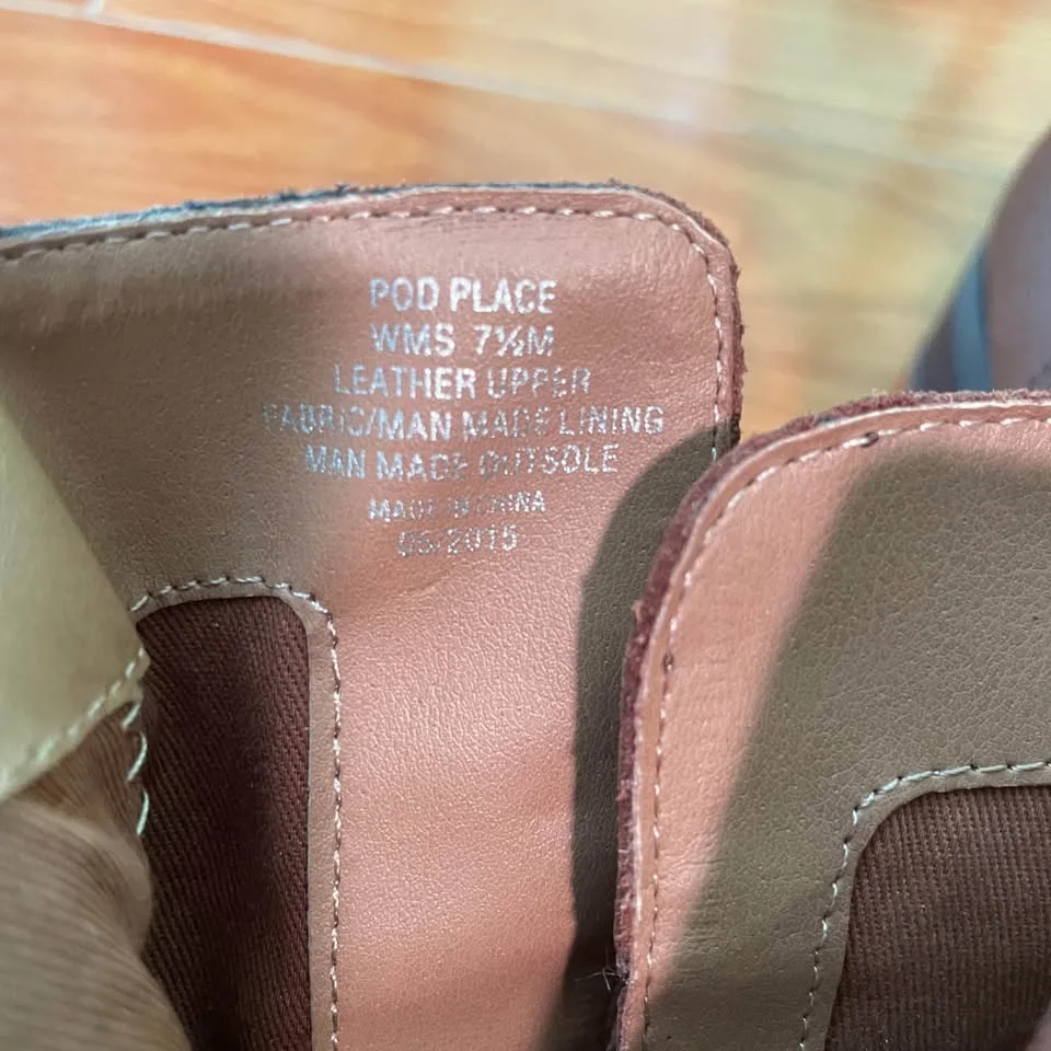 NEW✨Women's 7.5M, Kenneth Cole Brown Leather Ankle Boots image indicator(6)