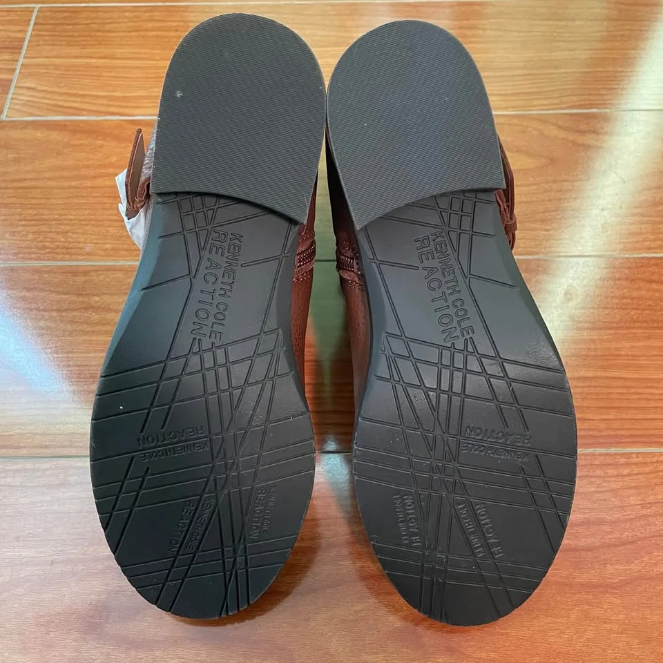 NEW✨Women's 7.5M, Kenneth Cole Brown Leather Ankle Boots image indicator(7)