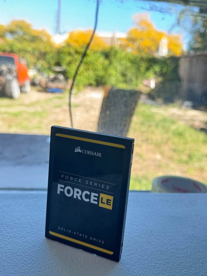 Corsair 240GB Force LE - photo 2