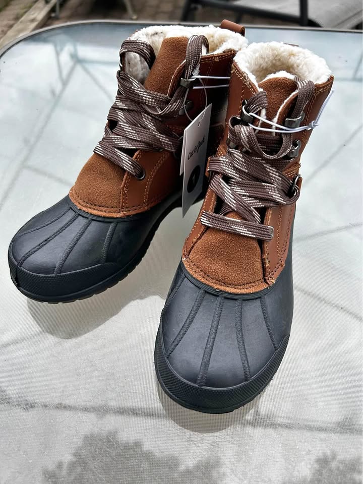 Baby Boots size 1