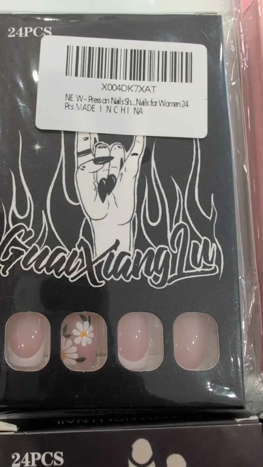 Nails Nails Nails! image indicator(2)