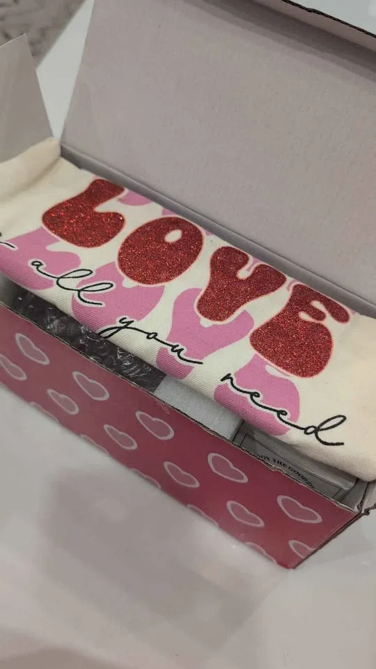 Valentines day gifts for the special someone!! image indicator(5)