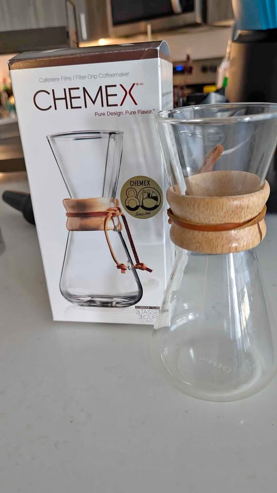 Move out sale Chemex drip coffeemaker 3cup