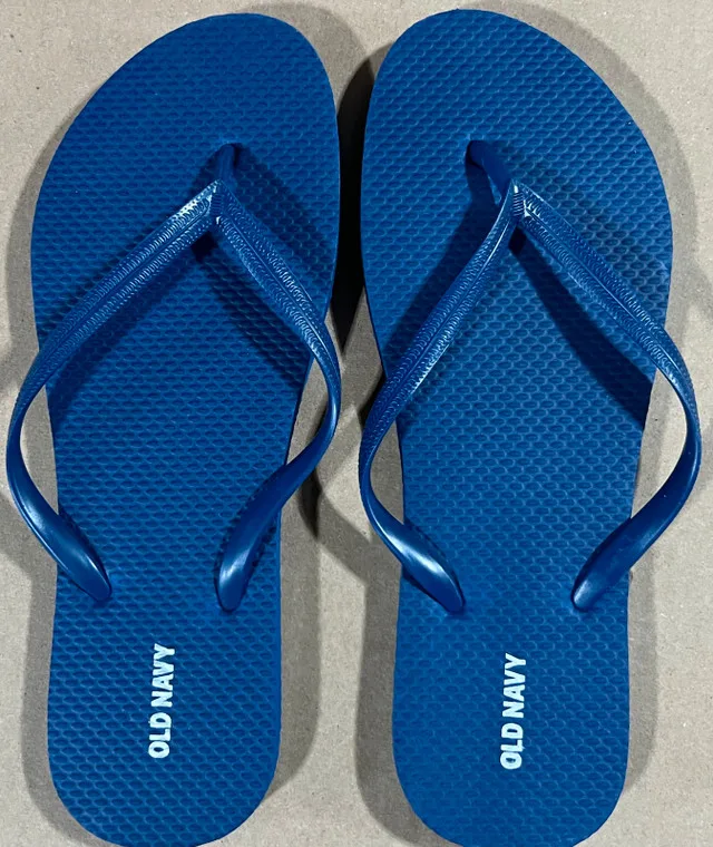 Old Navy Flip Flops thumbnail