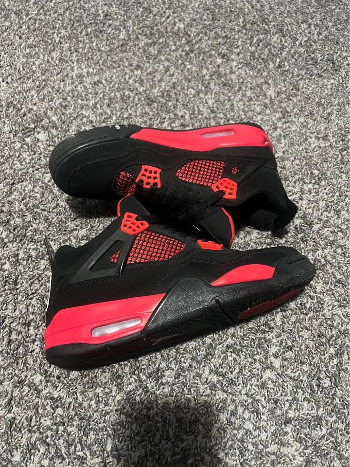 J4 thunder red (size 8.5 mens) image indicator(3)