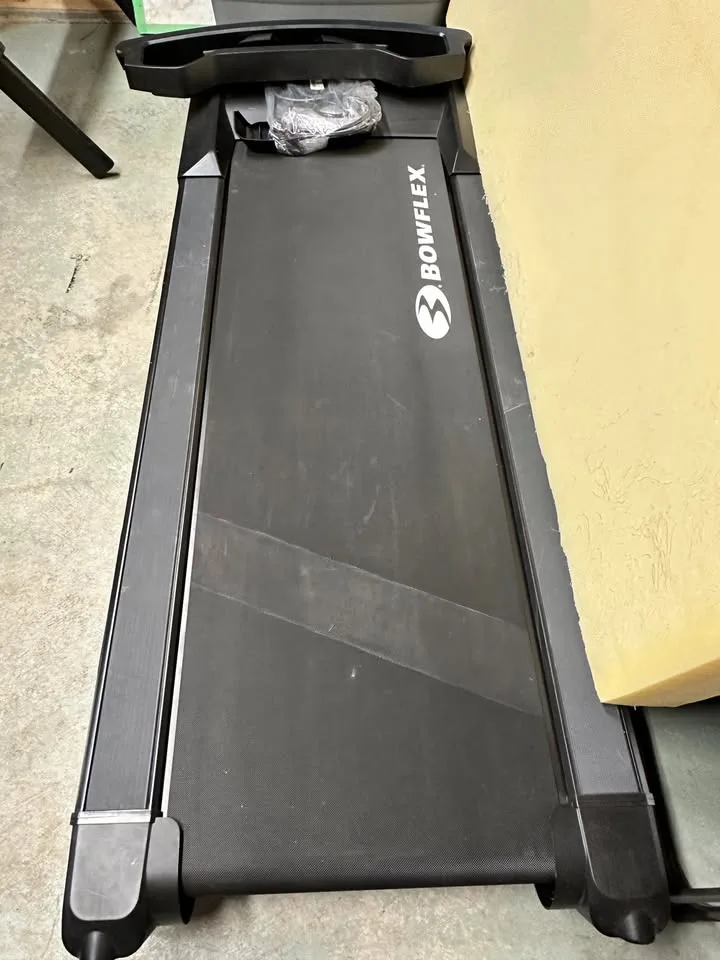 Bowflex BXT6 Folding Treadmill - unassembled image indicator(3)