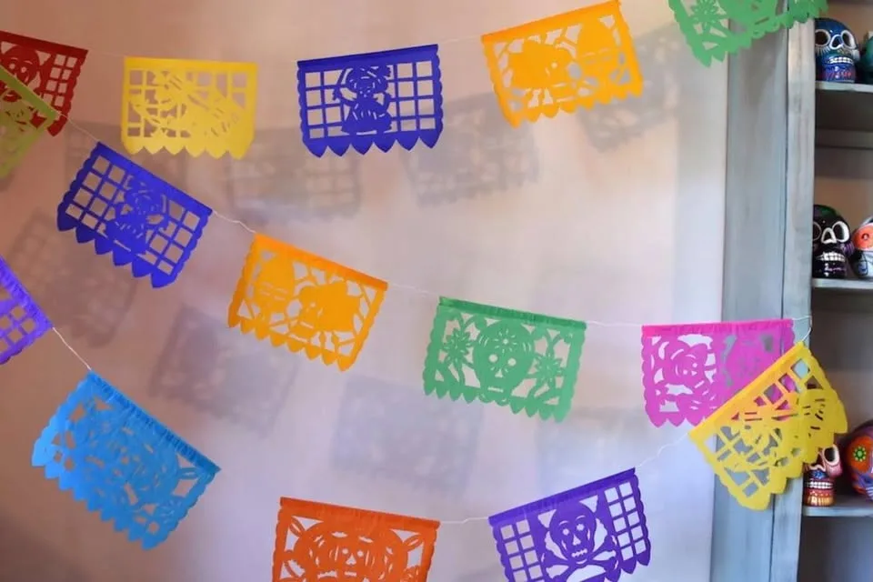 Halloween Decor / Day of the Dead / Coco Party image indicator(10)