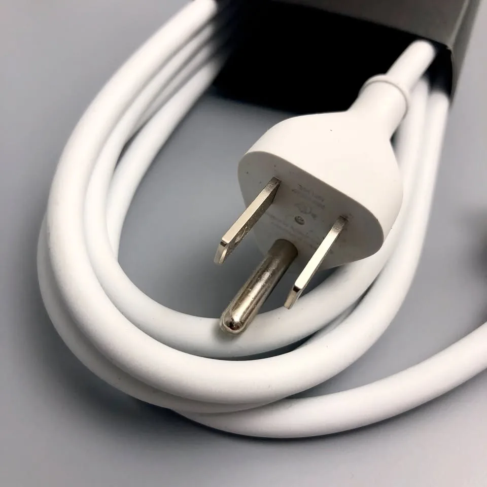 Brand New Genuine Apple Mac Computer Cable image indicator(2)