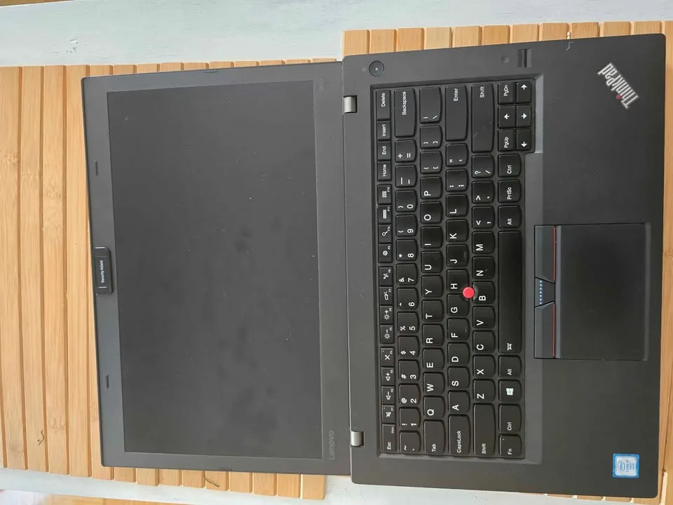 LAPTOP FOR WORK/STUDY: i7-6600U, 8GB, 256GB SSD image indicator(3)