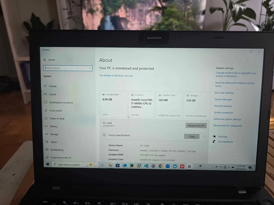 LAPTOP FOR WORK/STUDY: i7-6600U, 8GB, 256GB SSD image indicator(9)