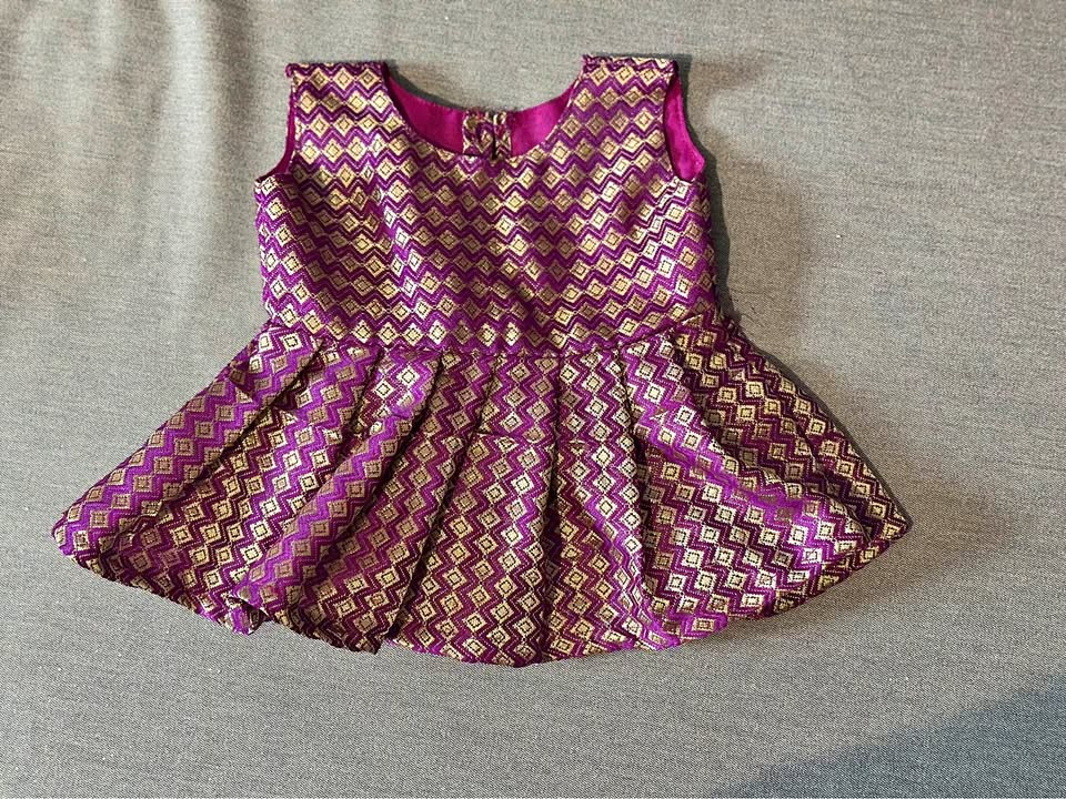 Baby girl traditional dress (0-3 months)