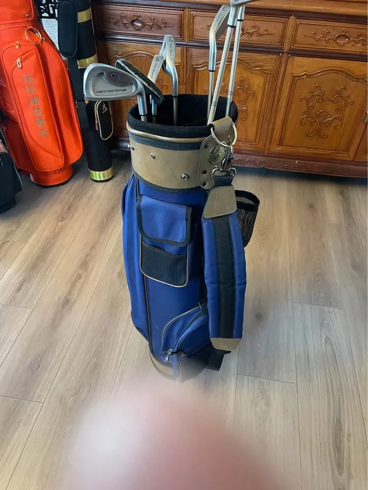 Golf Club image indicator(5)