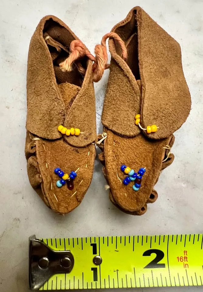 Vintage Native American Doll Outfit Set image indicator(2)