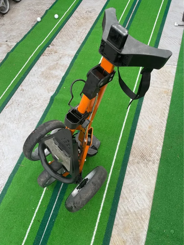 Clicgear Model 3.5+ Golf Push Cart image indicator(8)