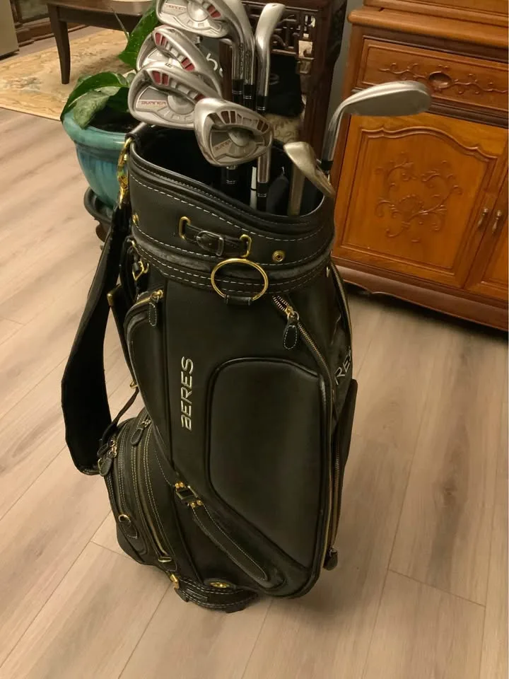 TaylorMade ball stick and Pu ball bag image indicator(5)