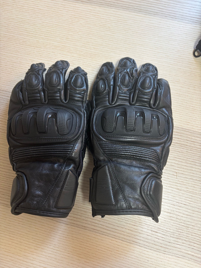 Leather Motorcycle Gloves & Fly System Mesh Riding Jacket