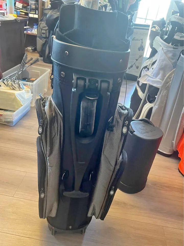 Golf hard-shell multi-function ball bag thumbnail