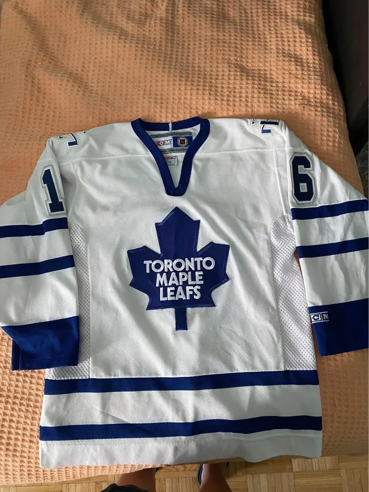 Jersey Maple Leafs Tucker image indicator(2)