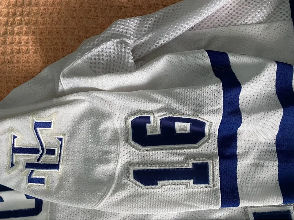 Jersey Maple Leafs Tucker image indicator(5)