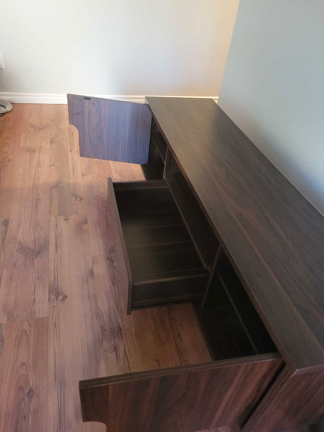 TV Stand - photo 4
