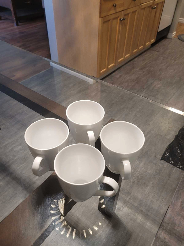 4 white cups - photo 2