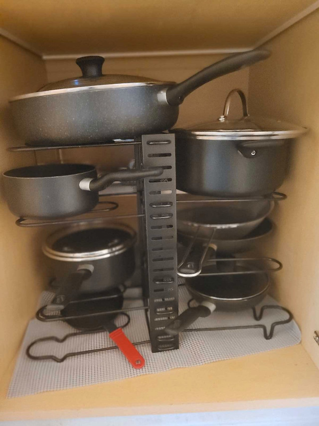 12pc pots, pan, and lid set, with strainer - photo 2