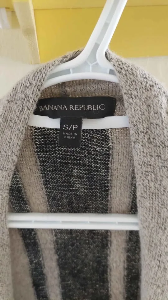 Banana republic Wool Vest image indicator(3)