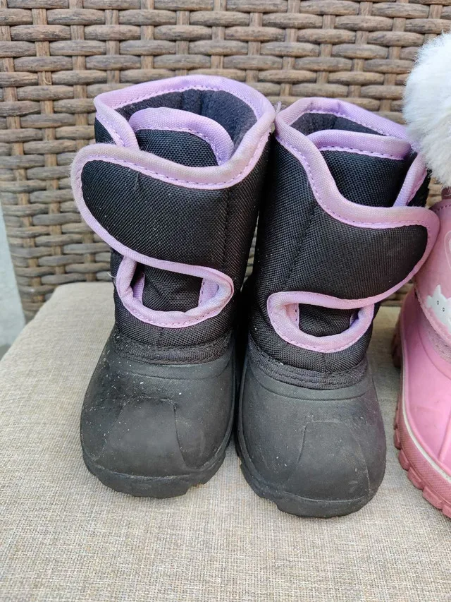 Kids Snow Boots - Two Pair Sizes 5 & 6 image indicator(3)