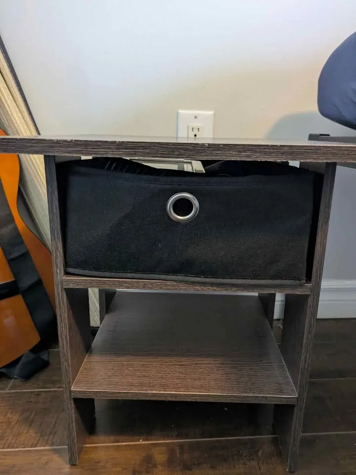 Side table with drawer image indicator(3)