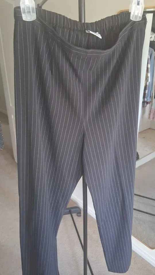 Noa Pinstripe Wide-Leg Pants size 16 black image indicator(2)