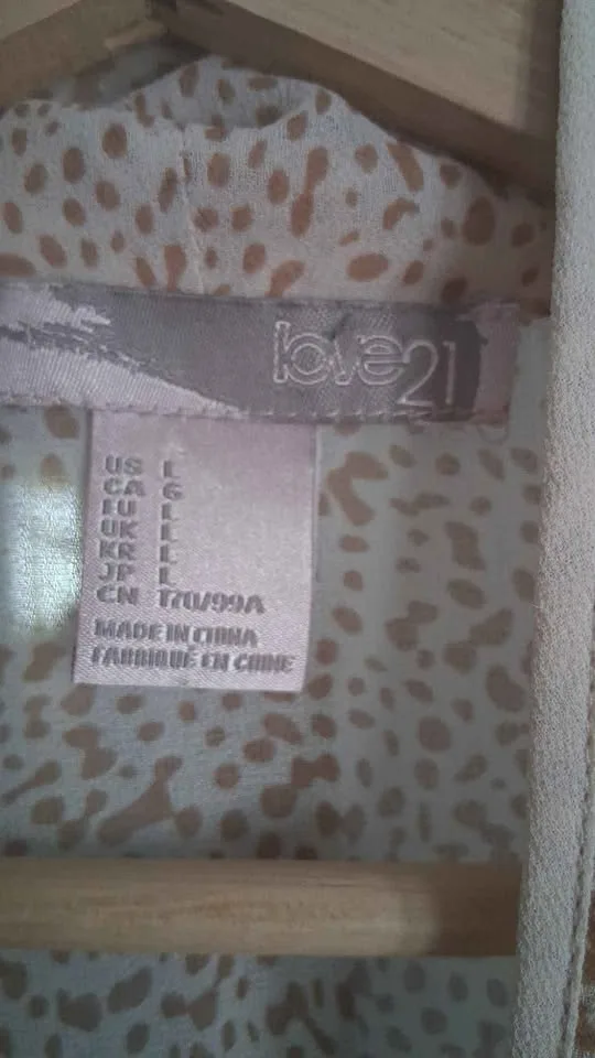 Love 21 Brand Beige Color Women blouse image indicator(2)