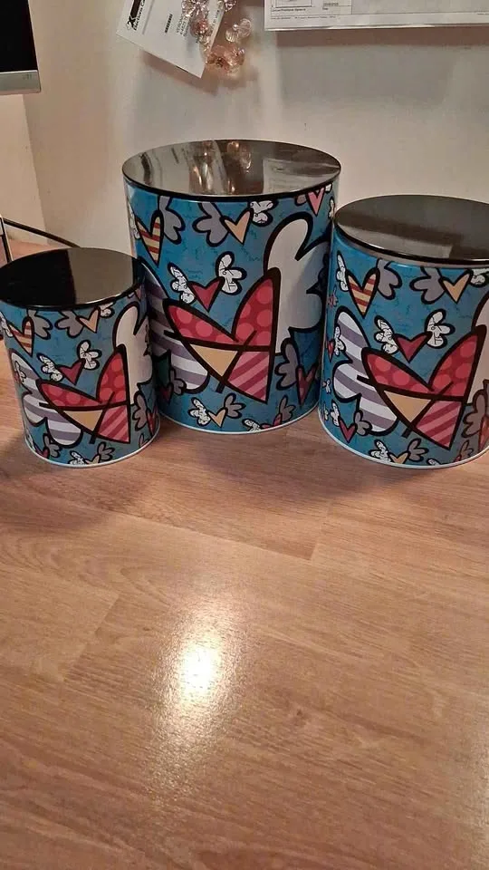 Romero Britto Flying Hearts Metal Nested Canisters 3pc. Set thumbnail