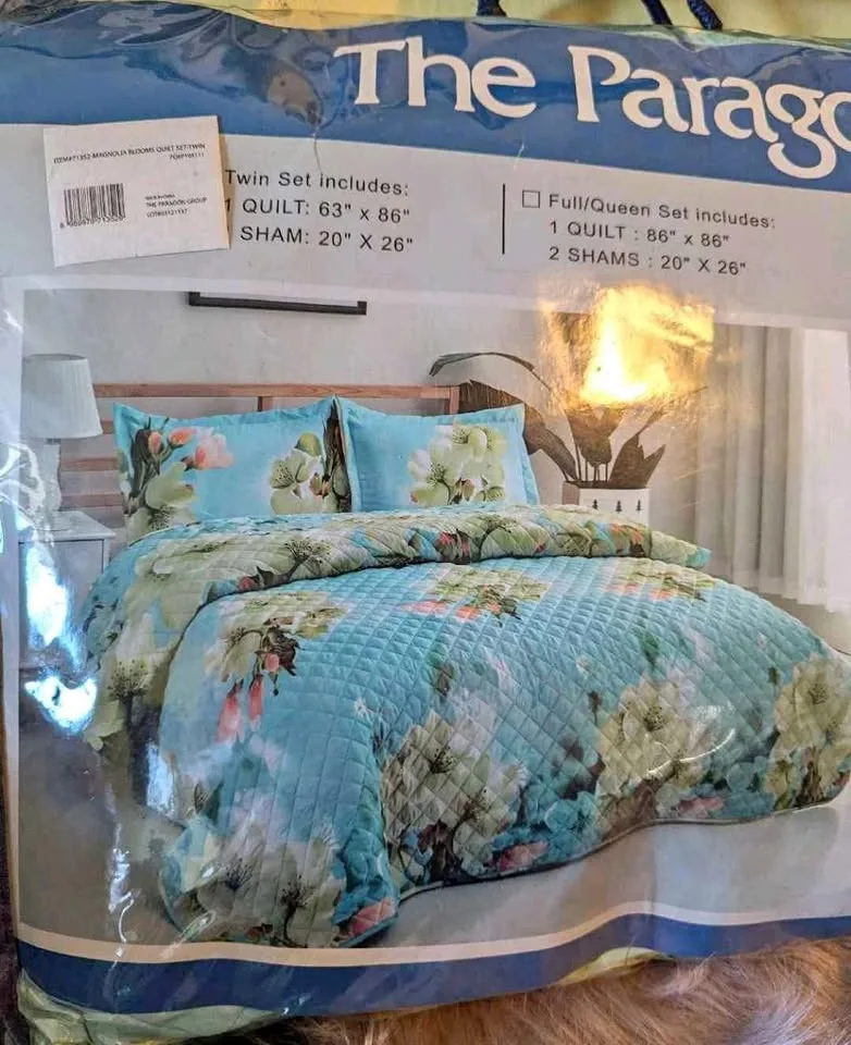 New Floral twin size quilt thumbnail