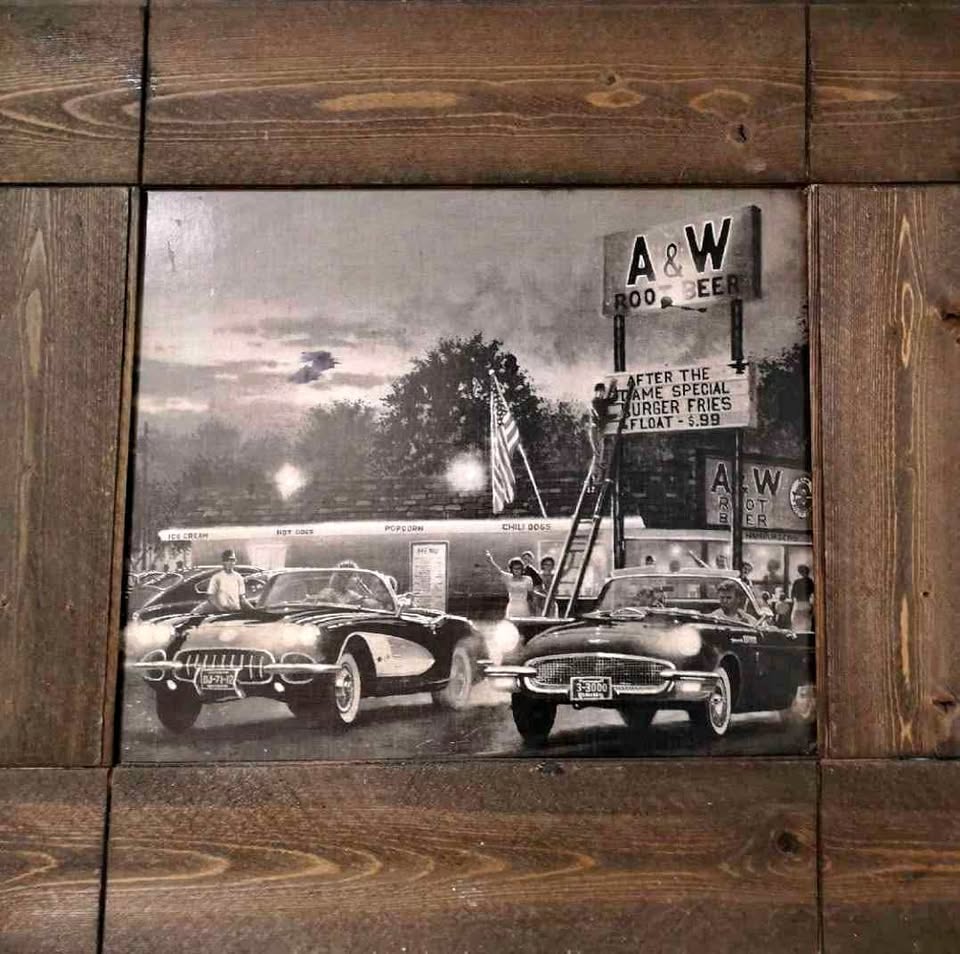 Vintage A&W restaurant picture