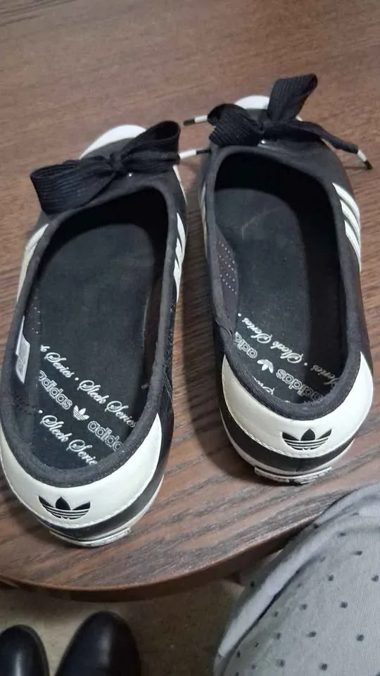 Adidas - Adriana Valerina, size 8 image indicator(6)