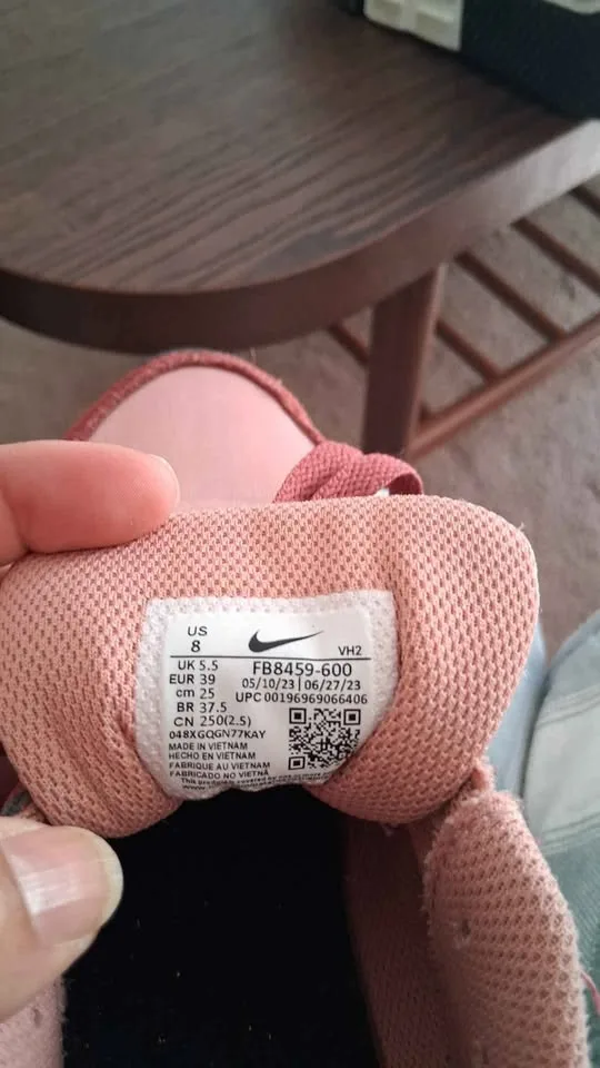 Women's Nike Air Max SC Red Stardust Size 7.5 image indicator(4)