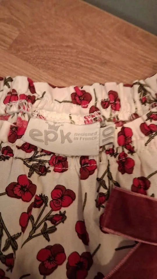 EPK Designed In France Girls Size 10 Floral Dress image indicator(3)