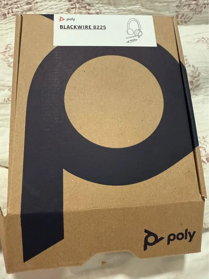 Brand new in box black wire noise cancelling headset image indicator(3)