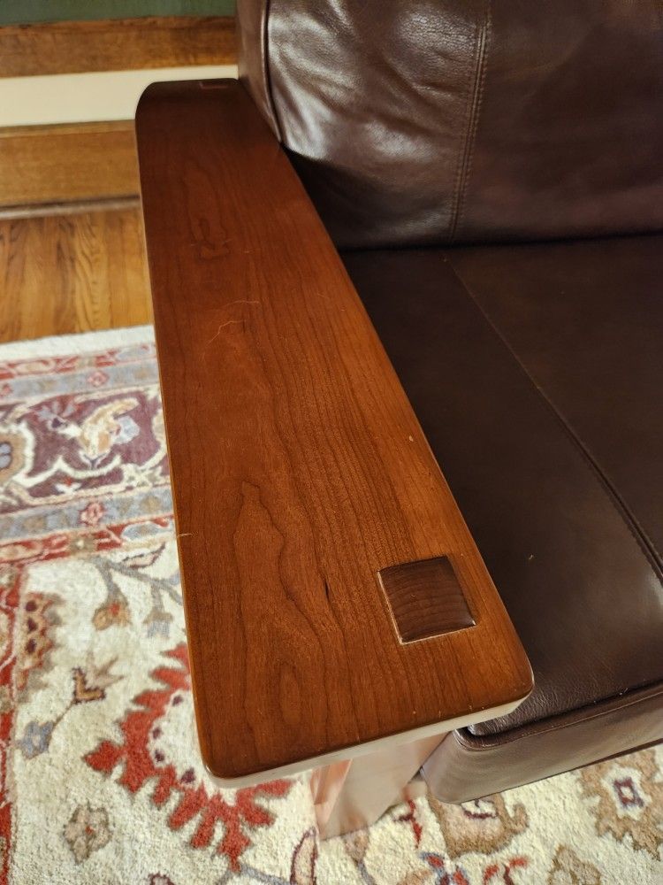 Stickley Orchard Street Sofa in Cherry - photo 3