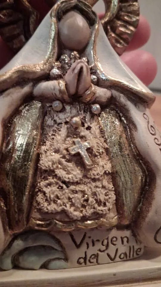 Our Lady of the Valley Sculpture image indicator(2)