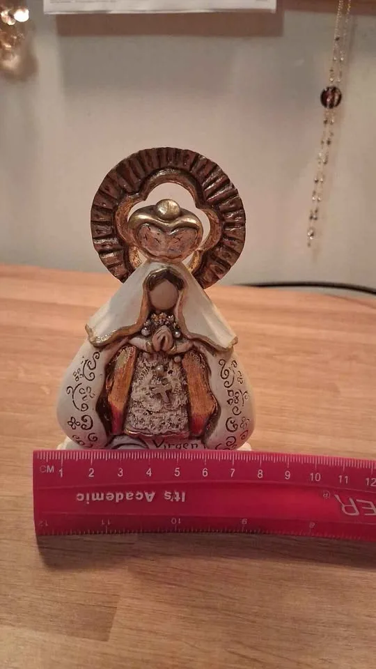 Our Lady of the Valley Sculpture image indicator(5)