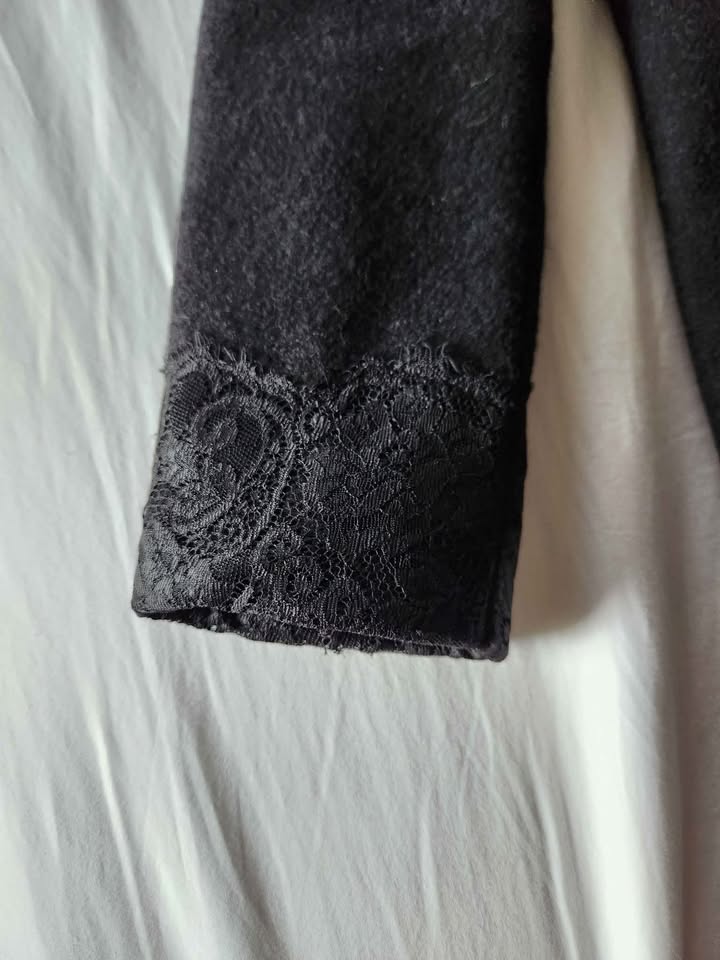 Women's Black Wool Overcoat With Lace Detail Size 4 - photo 5