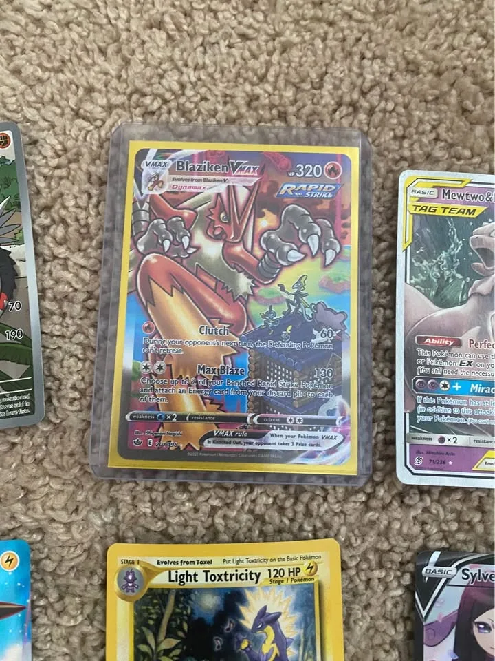 Blaziken Vmax Alt Art and Pokemon Card Lot image indicator(2)