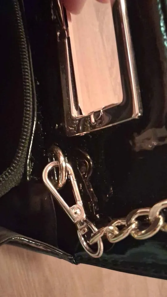 Crocodile Pattern Leather Clutch with Shoulder Strap image indicator(4)