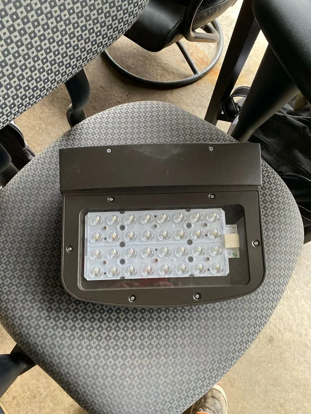 Philips led wall scone model LPw32 image indicator(6)