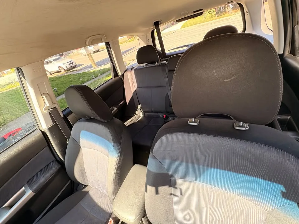 2010 Subaru forester image indicator(8)