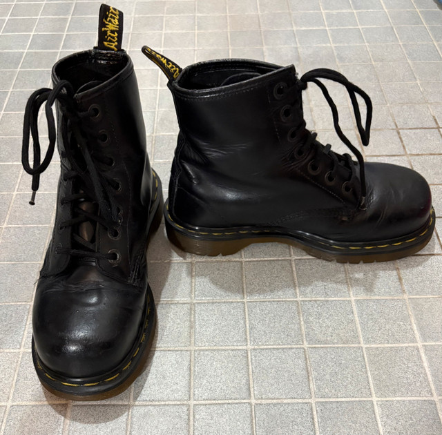 Dr. Martens Boots - Size 5UK/7US - Made In England - photo 2