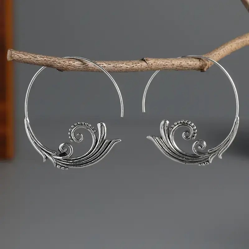 Vintage Silvery Wave Design Earrings - photo 2